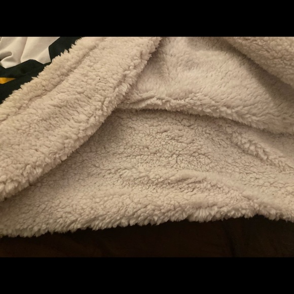 Green Bay Packers Sherpa lined reversible hoodie - Picture 3 of 5